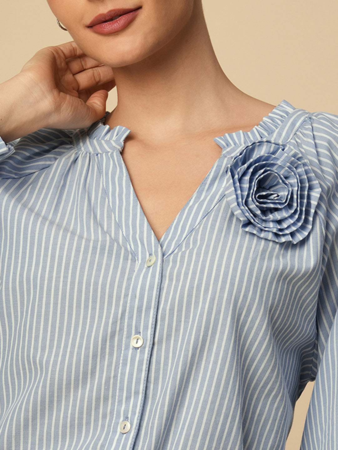 COTTON STRIPED BUTTON DOWN TOP W/ CORSAGE