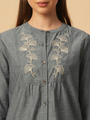 CHAMBRAY LONGLINE EMBROIDERED TUNIC