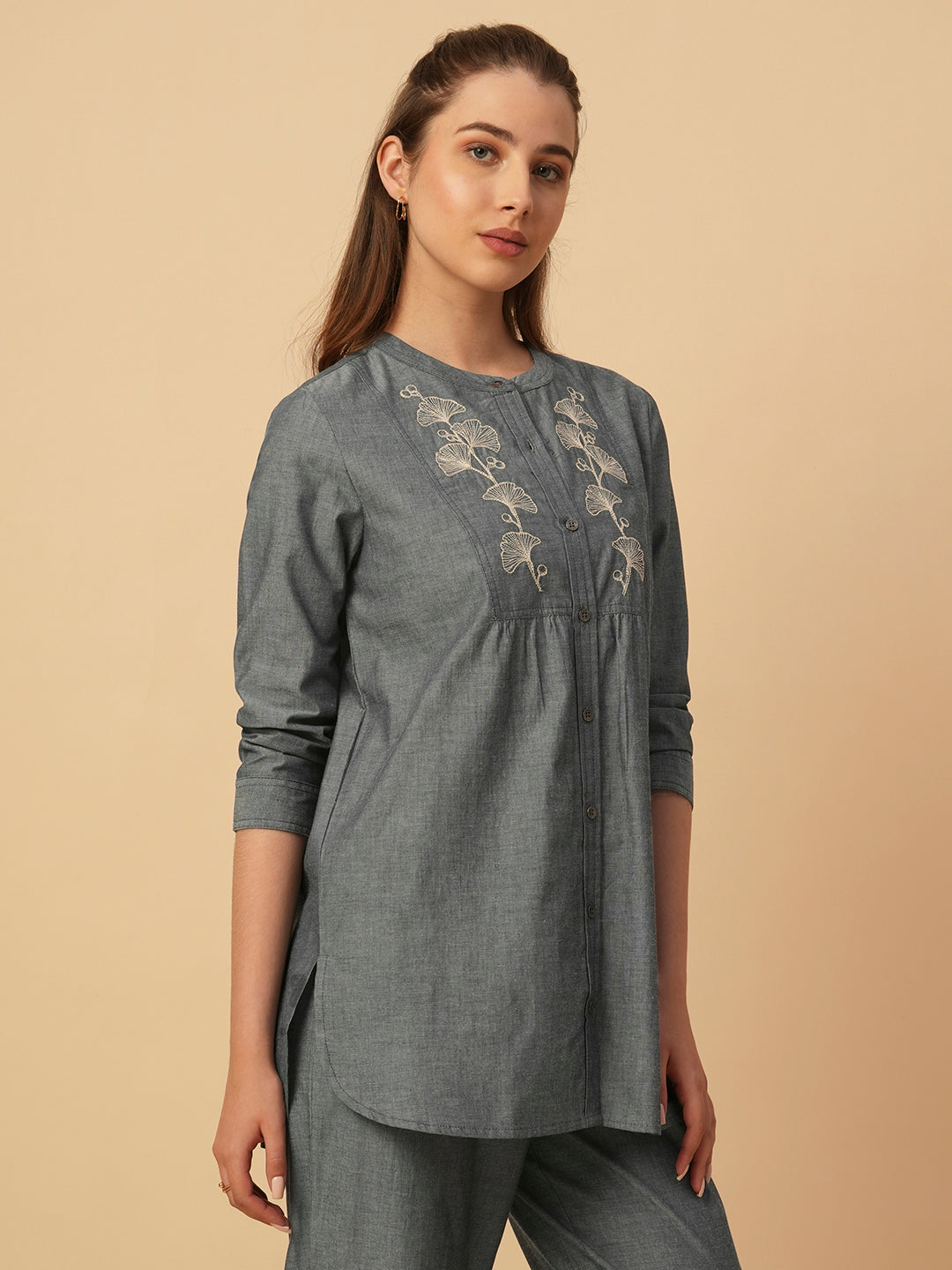 CHAMBRAY LONGLINE EMBROIDERED TUNIC