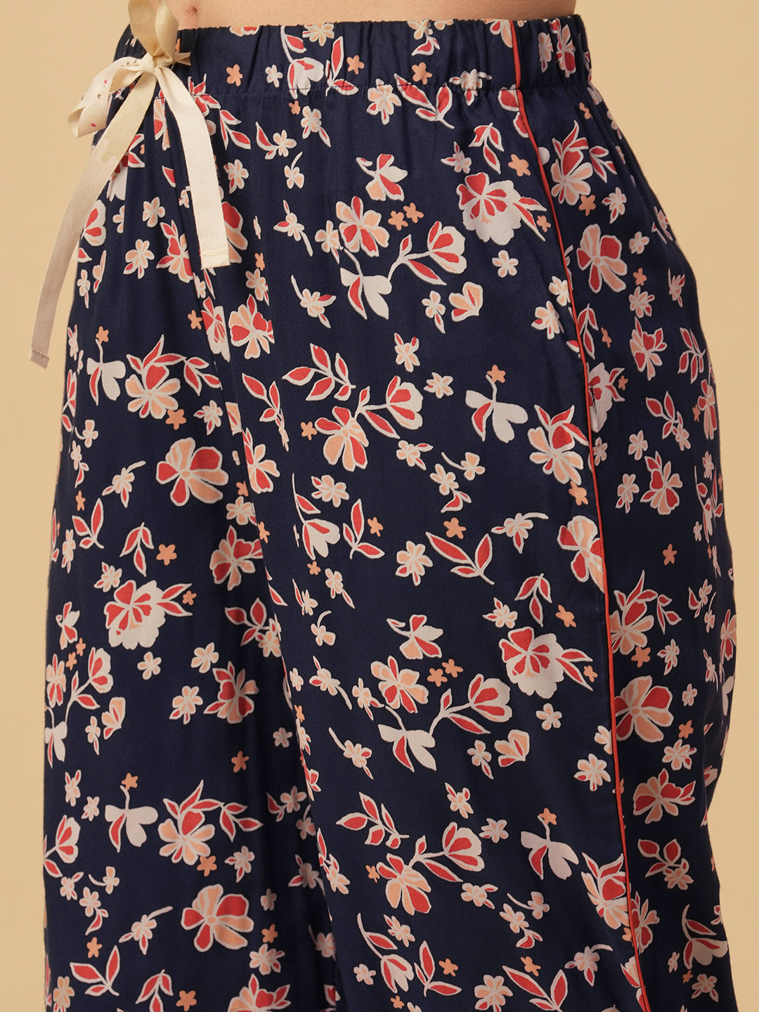 VISCOSE FLORAL PRINTED NIGHTSUIT