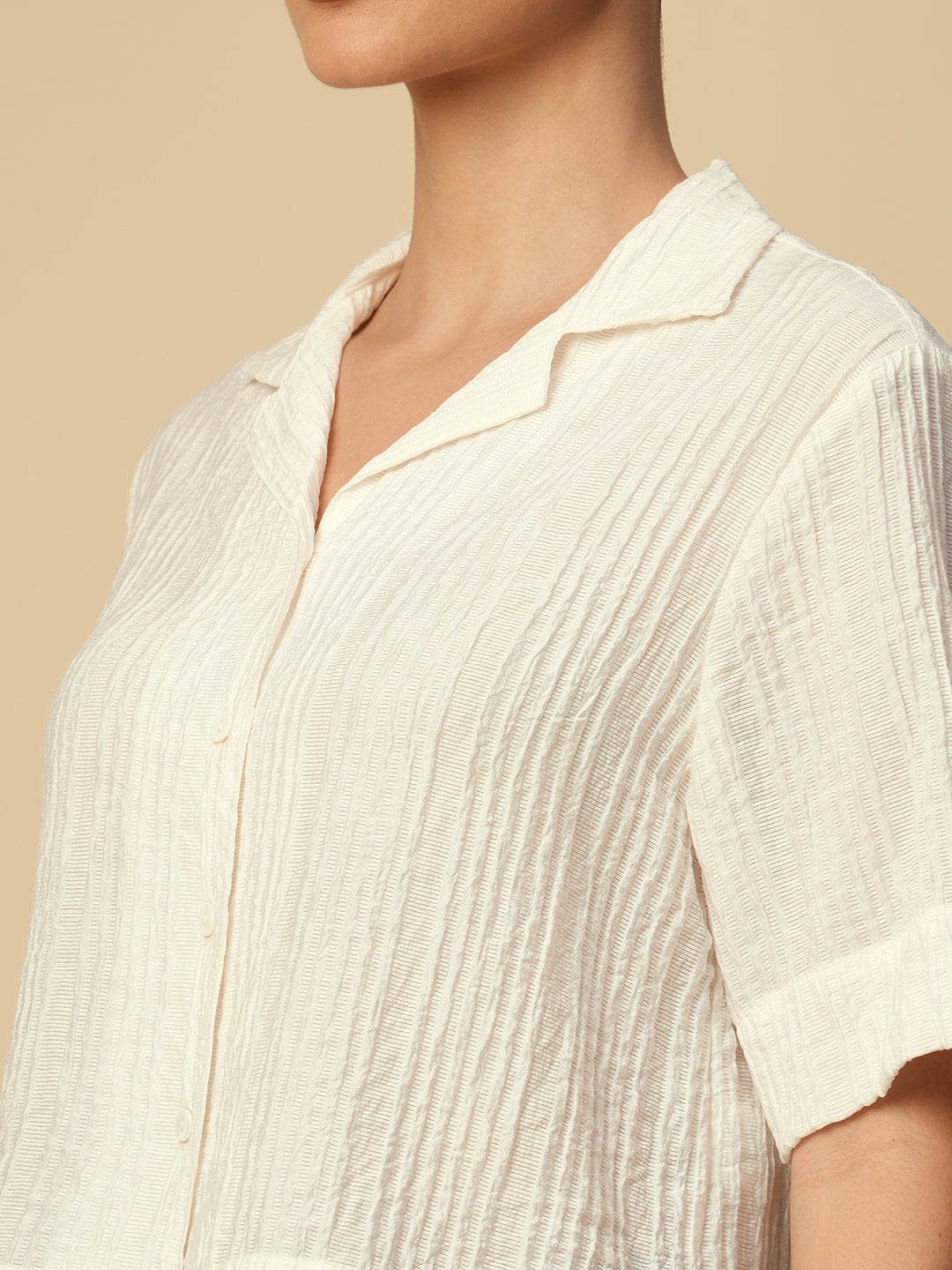 TEXTURED VISCOSE POLYAMIDE  CROPPED SHIRT