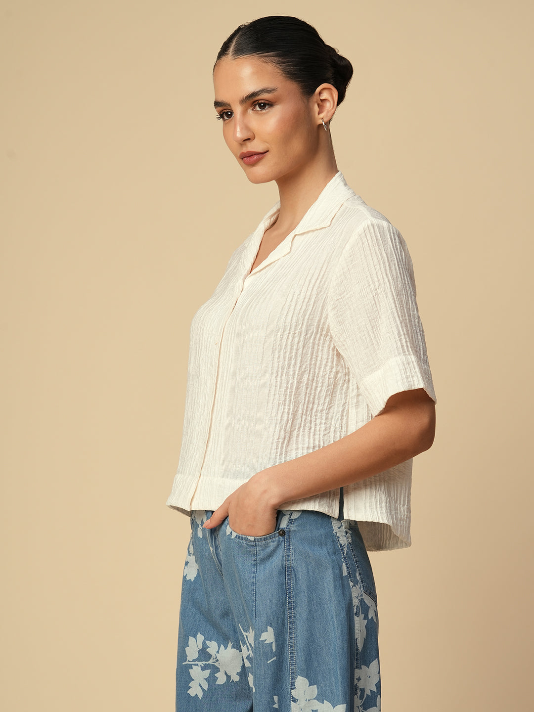 TEXTURED VISCOSE POLYAMIDE  CROPPED SHIRT