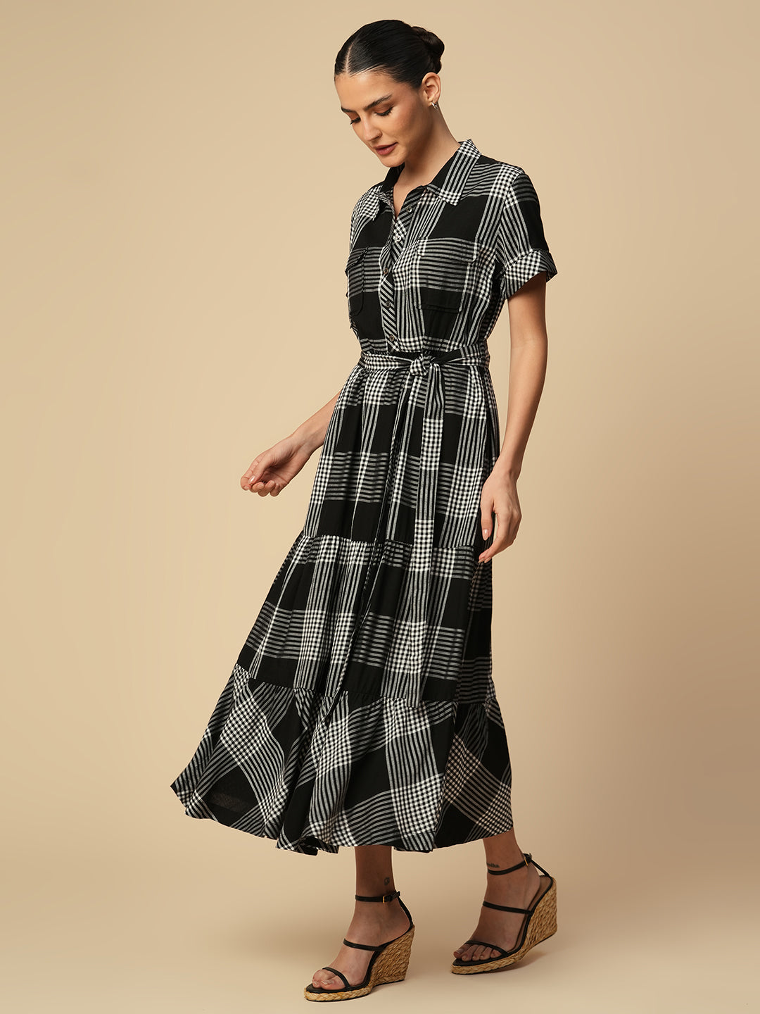 VISCOSE SLUB CHECKERED TIERED SHIRT DRESS