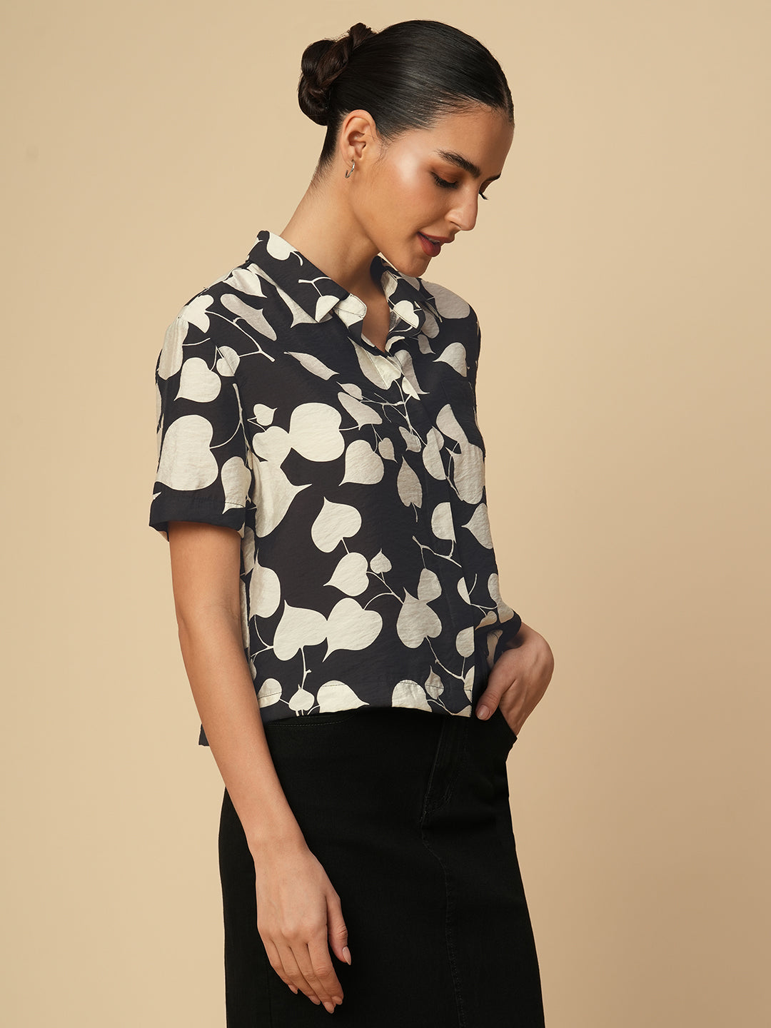 CRUSHED VISCOSE BOXY CROPPED FLUID SHIRT