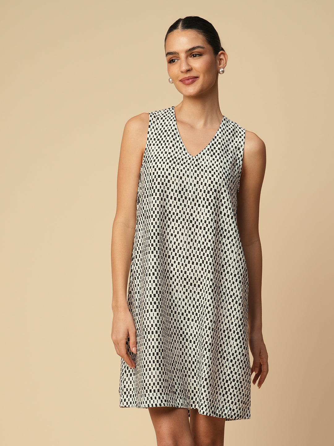 CRUSHED VISCOSE SHIFT DRESS W/ SIDE BUTTTON DETAILING