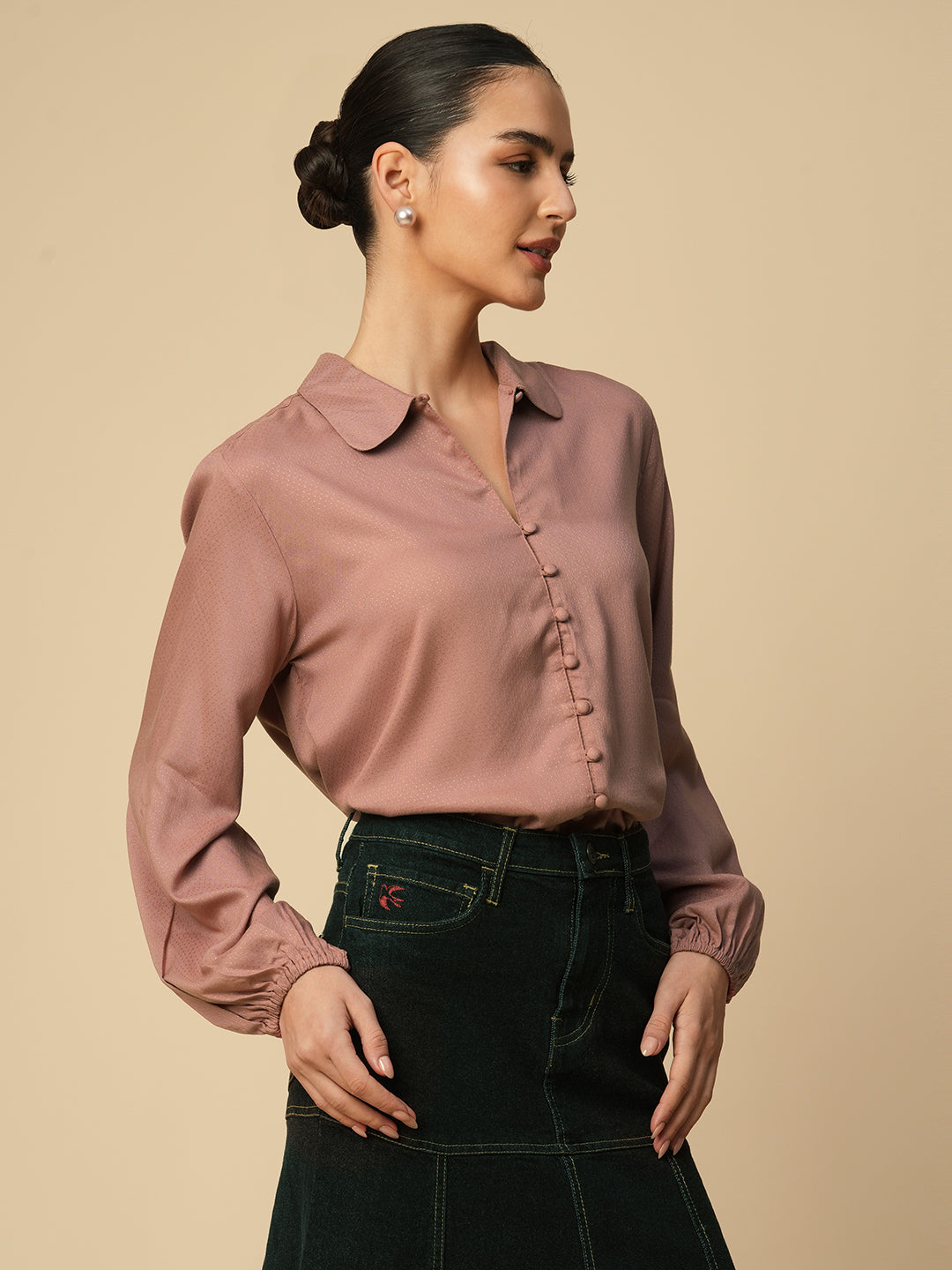 VISCOSE DOT PETER PAN COLLAR  BUTTON DOWN SHIRT