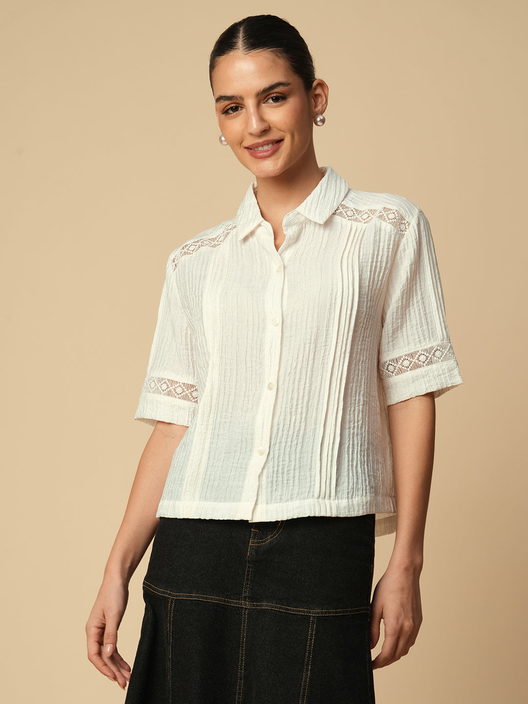 VISCOSE POLYAMIDE LACE INSERT BOXY CROPPED FLUID SHIRT