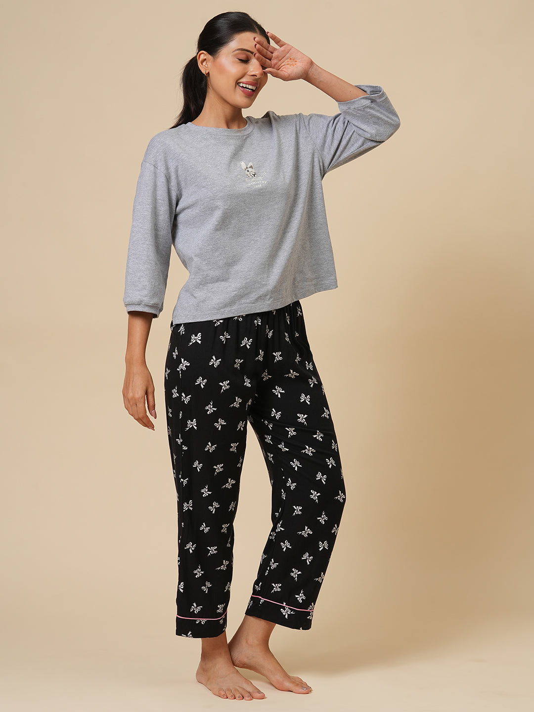 EMBROIDERED MELANGE TEE & PRINTED PJ'S