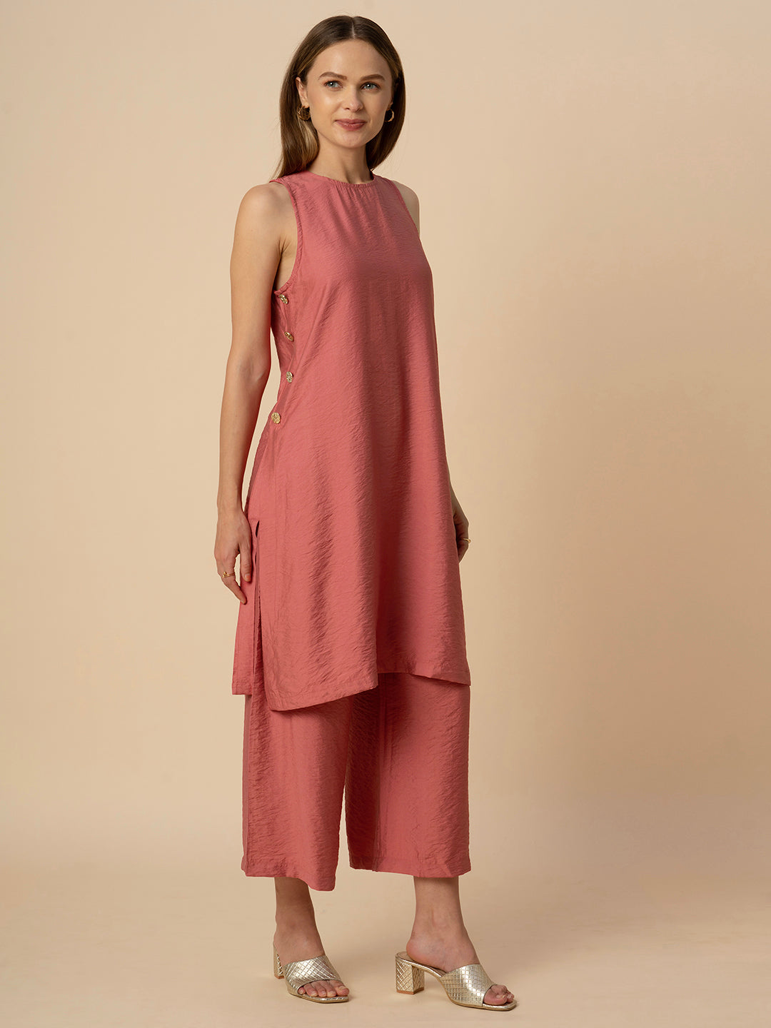 CRUSHED KURTA SET WITH SIDE BUTTONS