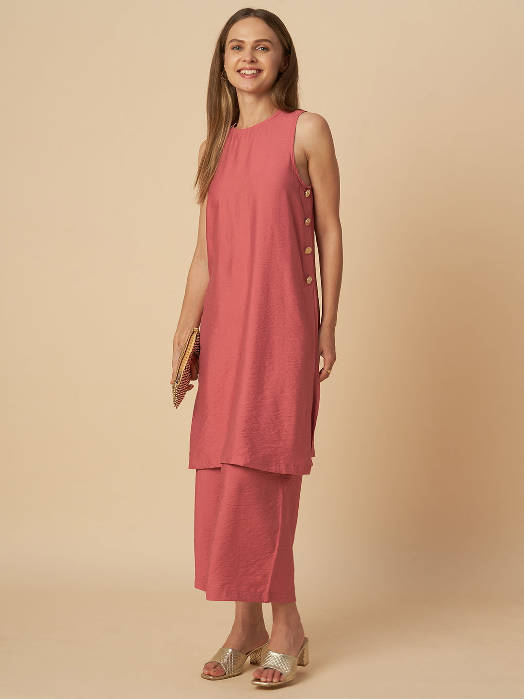 CRUSHED KURTA SET WITH SIDE BUTTONS