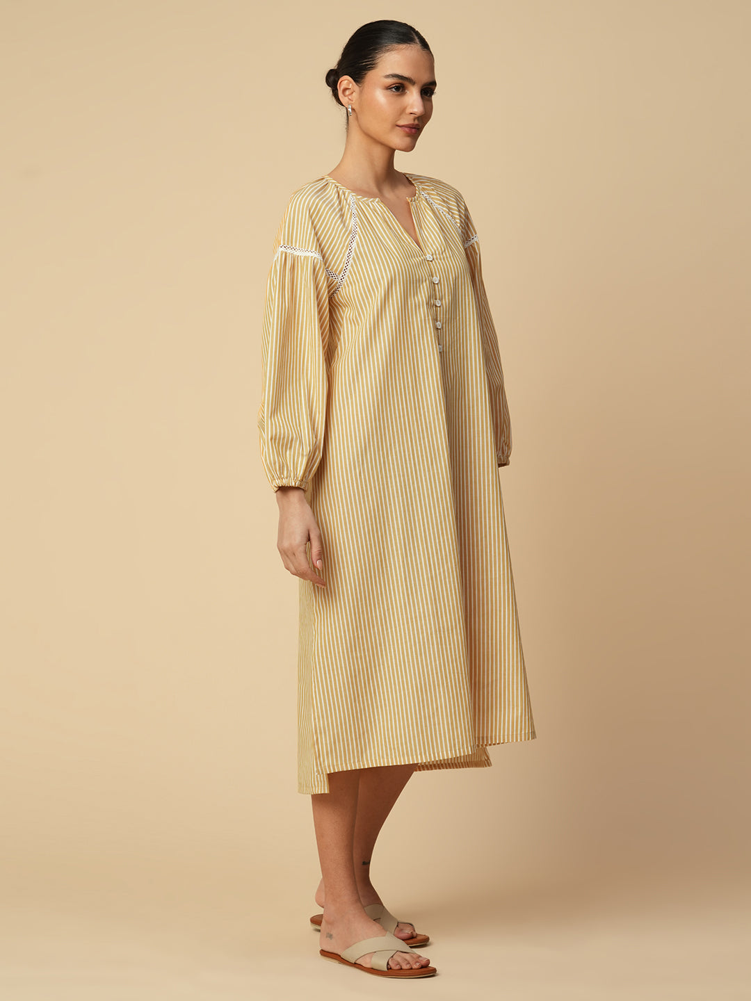 STRIPED COTTON NIGHTDRESS W/ LACE INSERT DETAILING