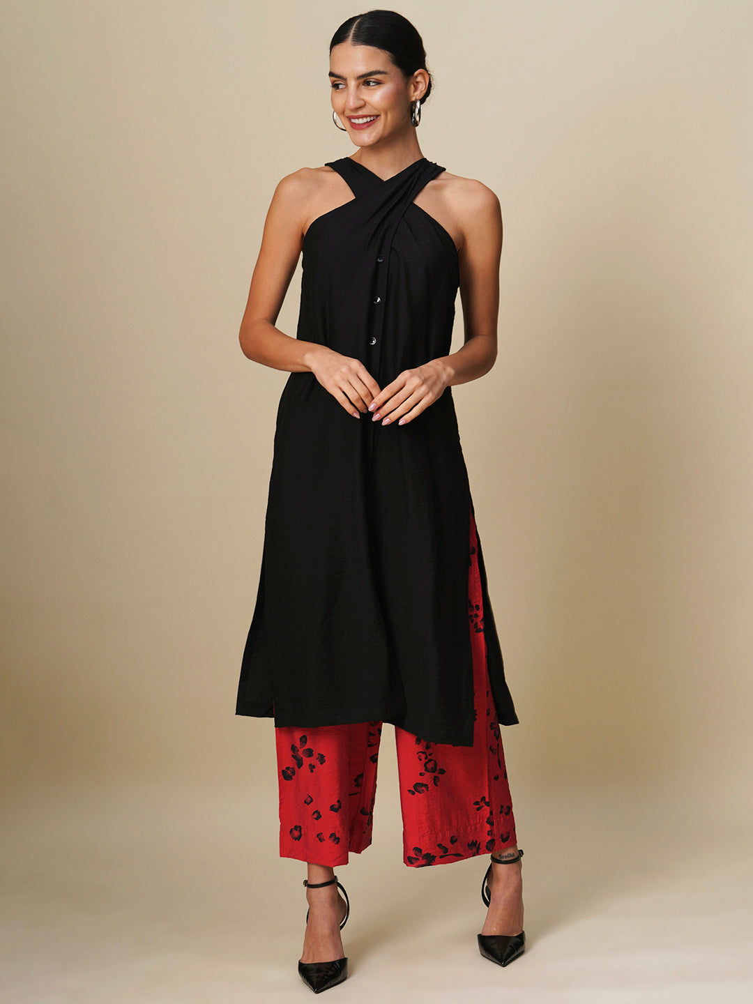 CRUSHED VISCOSE HALTER NECK TOP & WIDE LEG PANTS CO-ORD SET