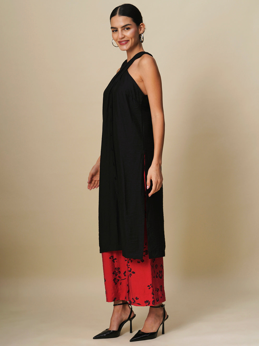 CRUSHED VISCOSE HALTER NECK TOP & WIDE LEG PANTS CO-ORD SET