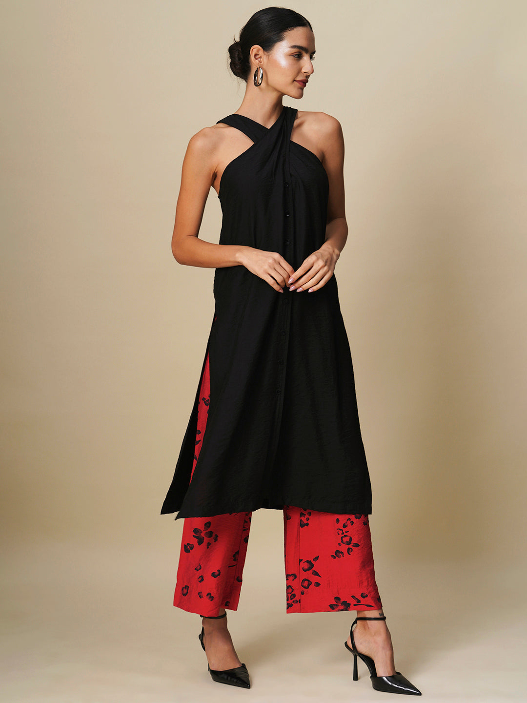 CRUSHED VISCOSE POLYAMIDE HALTER NECK TOP & WIDE LEG PANTS CO-ORD SET