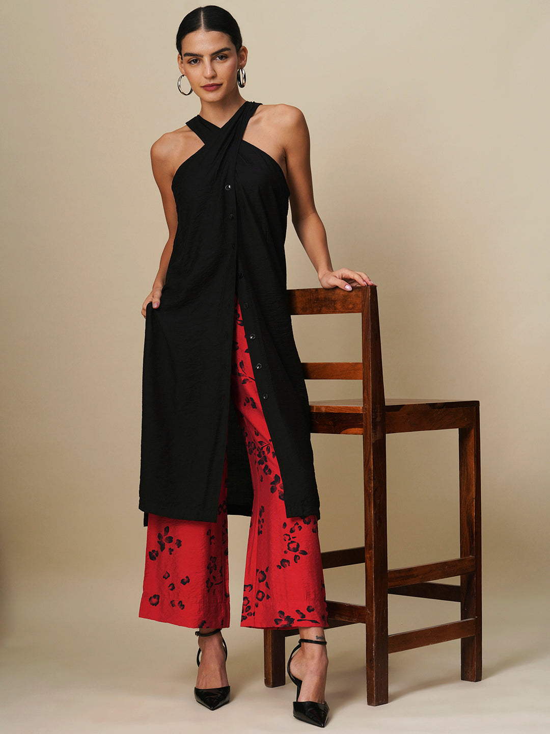 CRUSHED VISCOSE POLYAMIDE HALTER NECK TOP & WIDE LEG PANTS CO-ORD SET