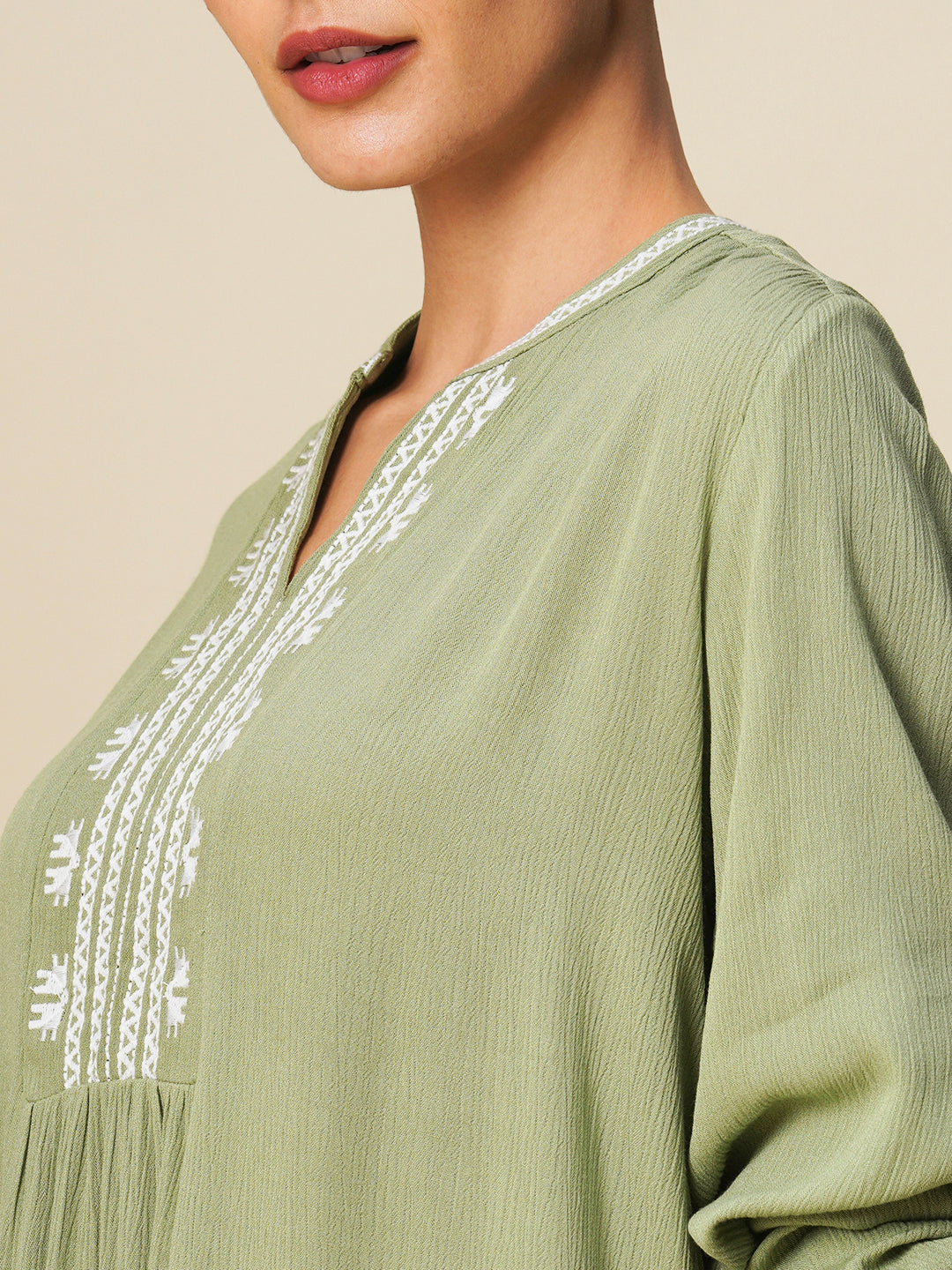 CRINKLE RAYON EMBROIDERED KURTA SET