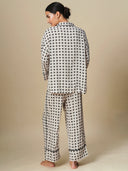 STAR BURST PRINTED RAYON NIGHT SUIT