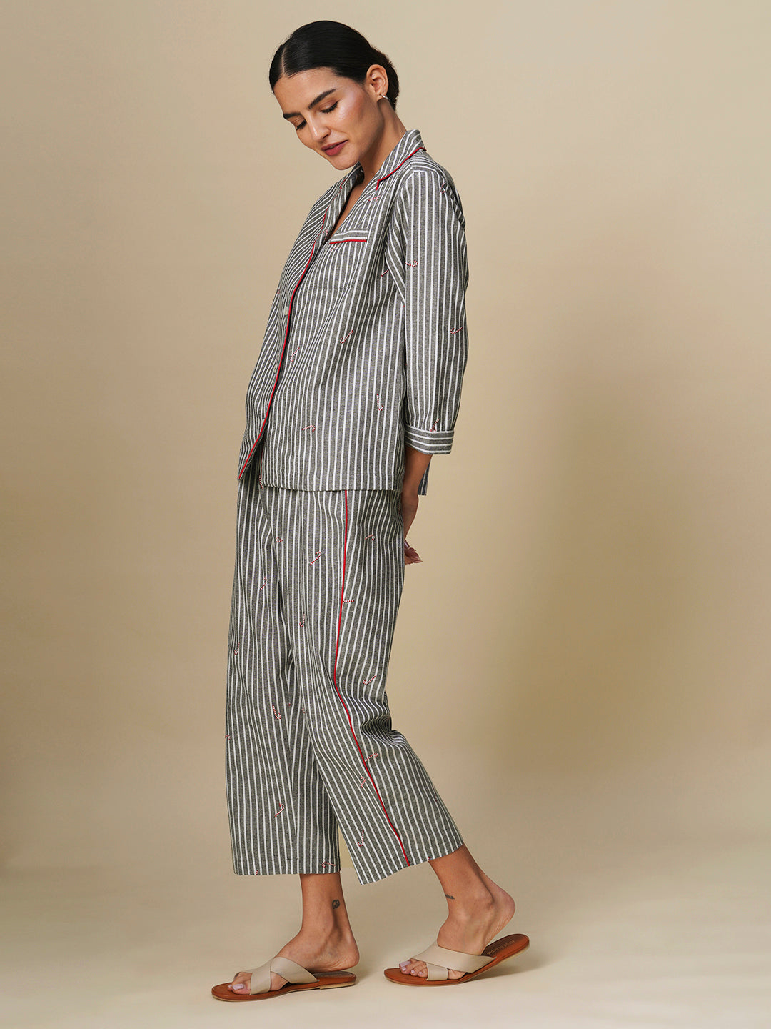 B'N'W STRIPE NIGHTSUIT