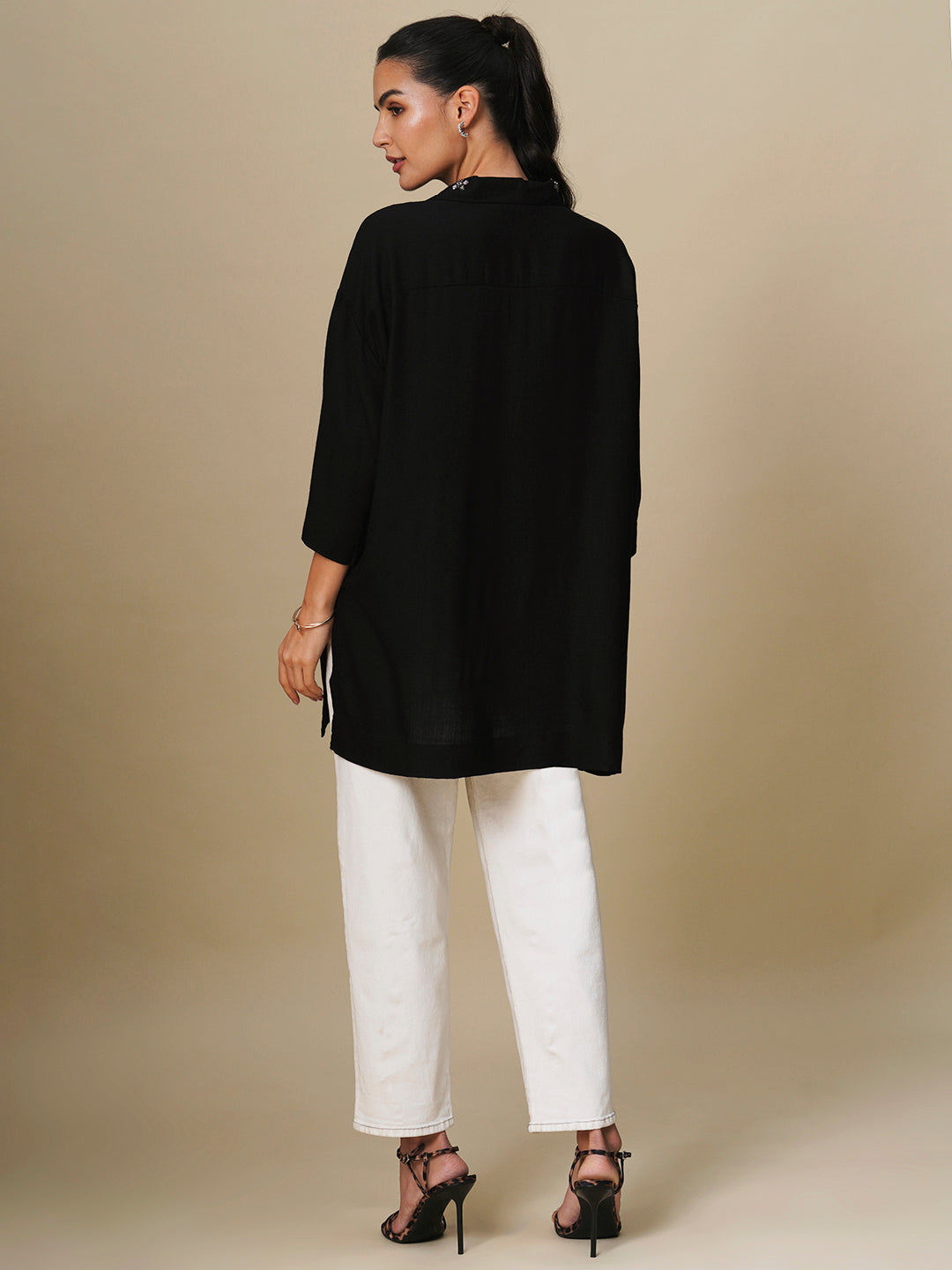 VISCOSE SLUB EMBELLISHED COLLAR OVERSIZED TUNIC TOP