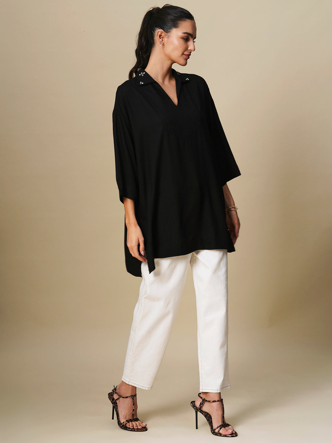 VISCOSE SLUB EMBELLISHED COLLAR OVERSIZED TUNIC TOP