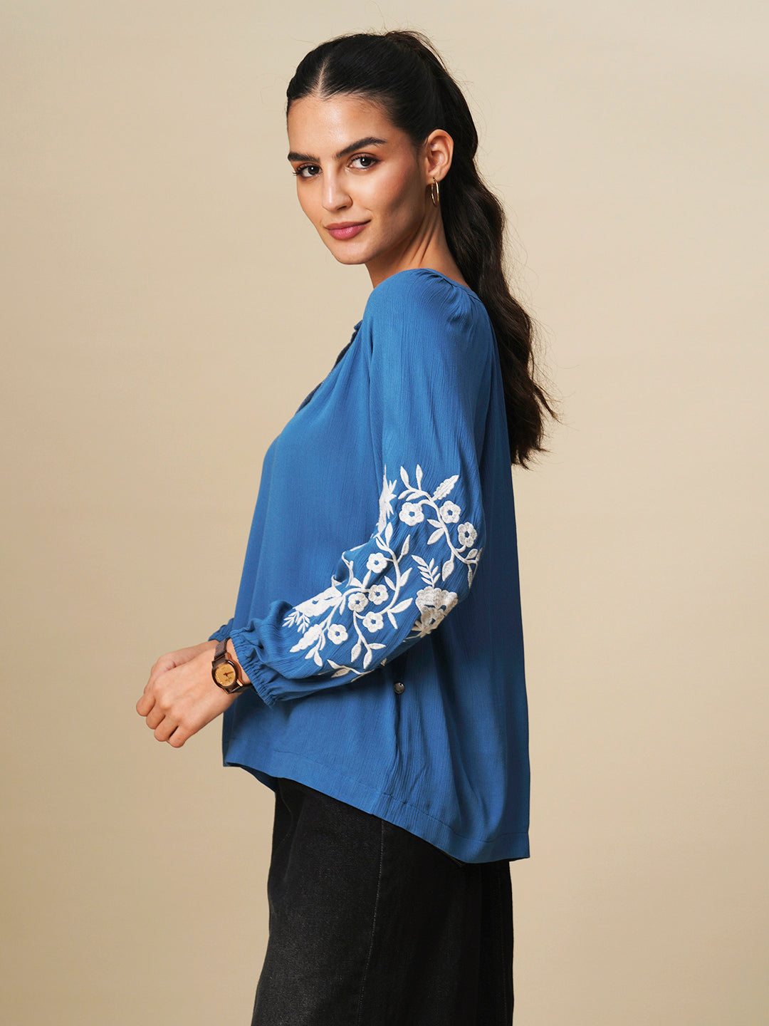 CRINKLE RAYON EMBROIDERED TUNIC TOP