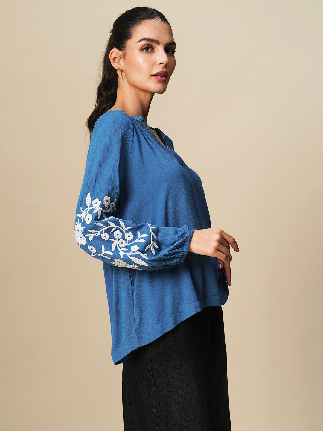 CRINKLE RAYON EMBROIDERED TUNIC TOP