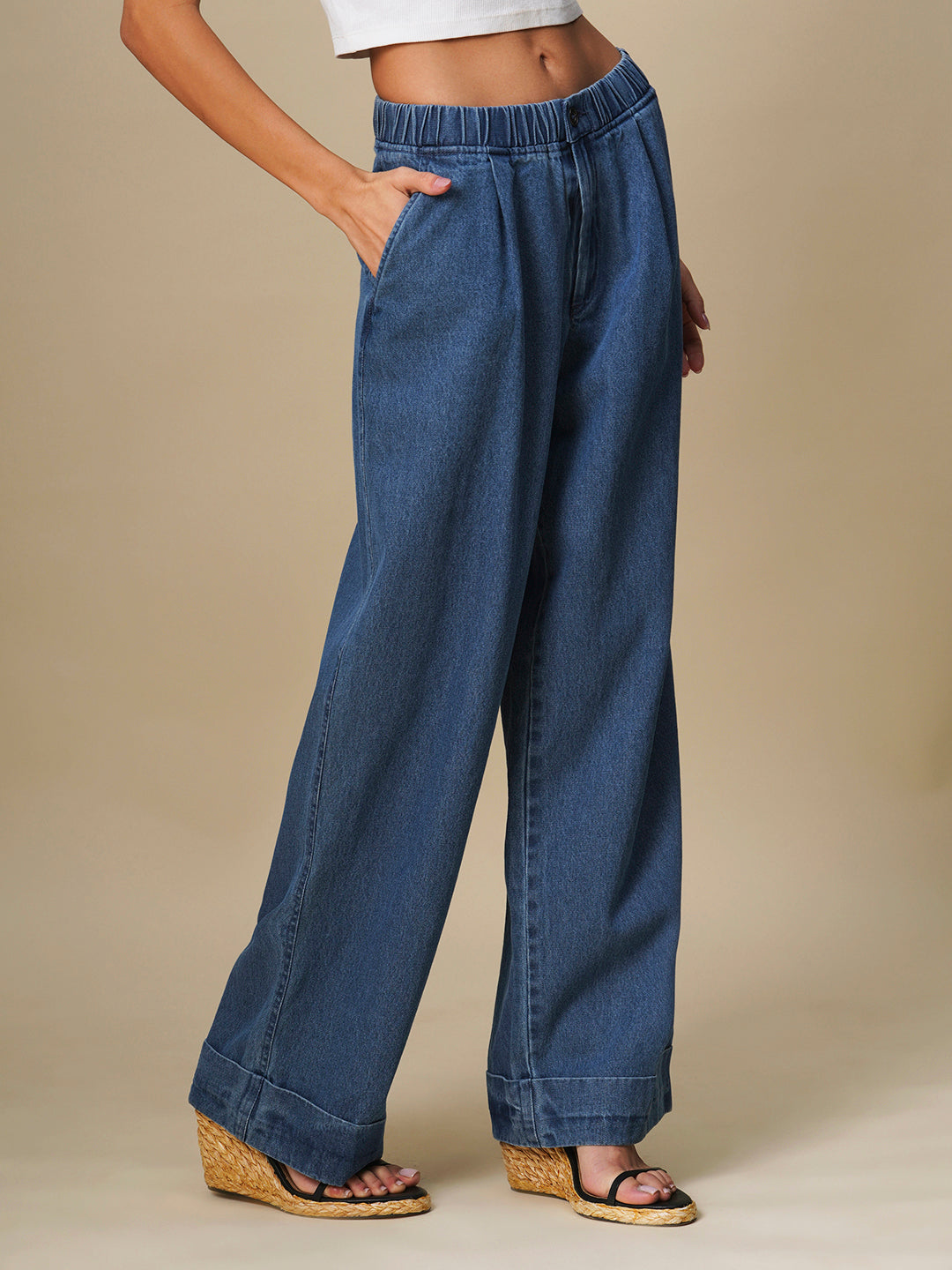 ELASTICATED PLEATED WIDE LEG CUFFED JEANS