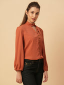 TIE-UP NECK CRUSHED TOP