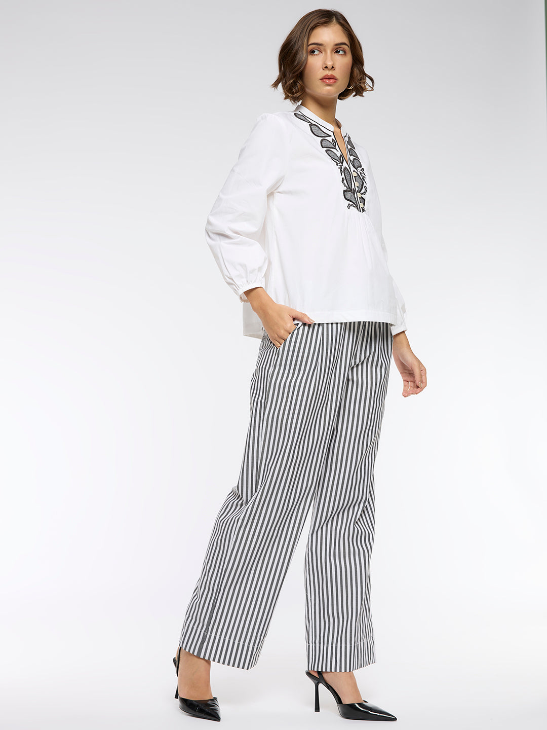 WHITE POPLIN TUNIC WITH STRIPPED BOTTOMS CO-ORD SET