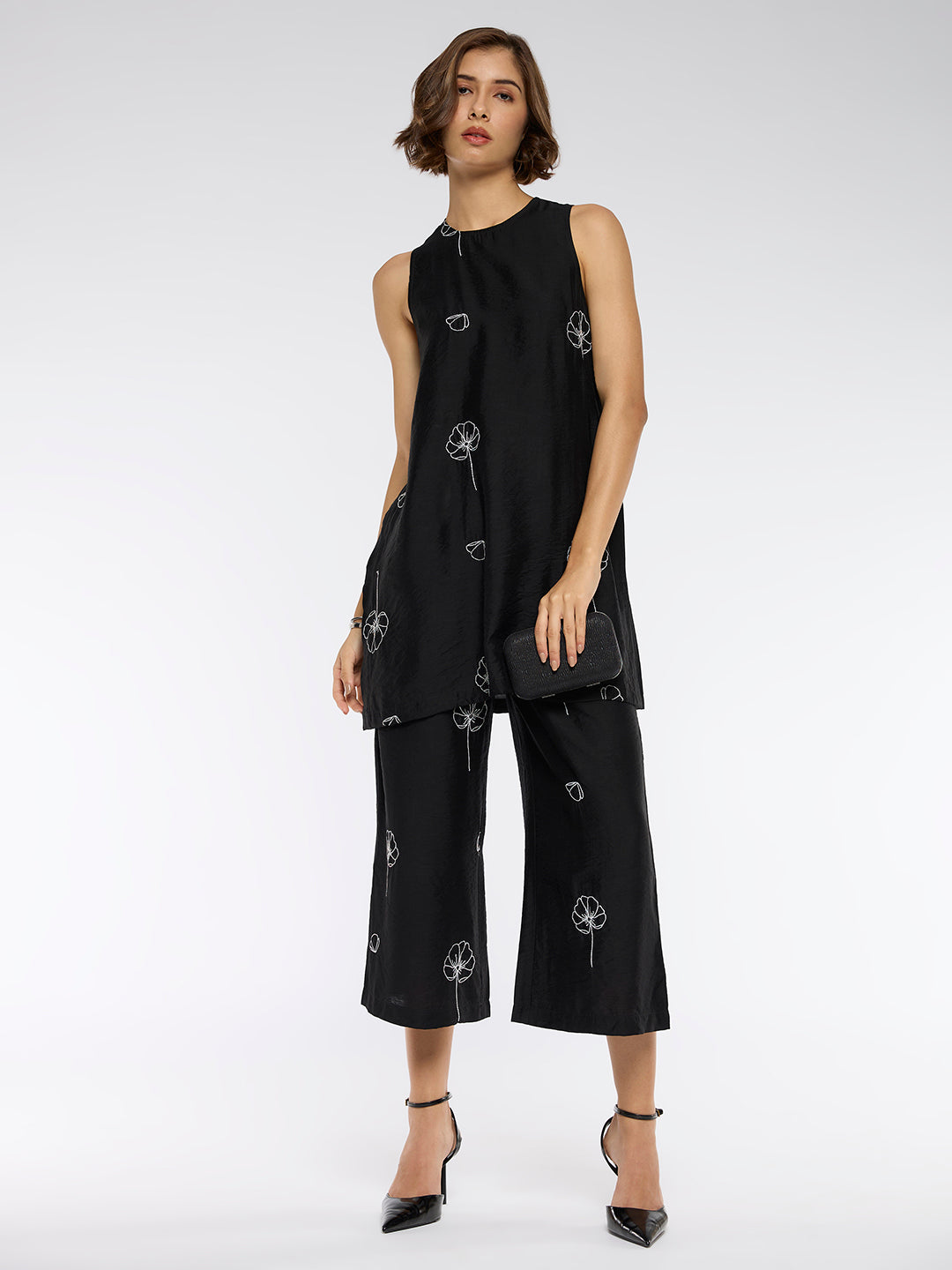 CRUSHED SATIN EMBROIDERED CO-ORD SET