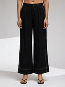 TWILL CONTRAST STITCHED RELAXED FIT TROUSERS