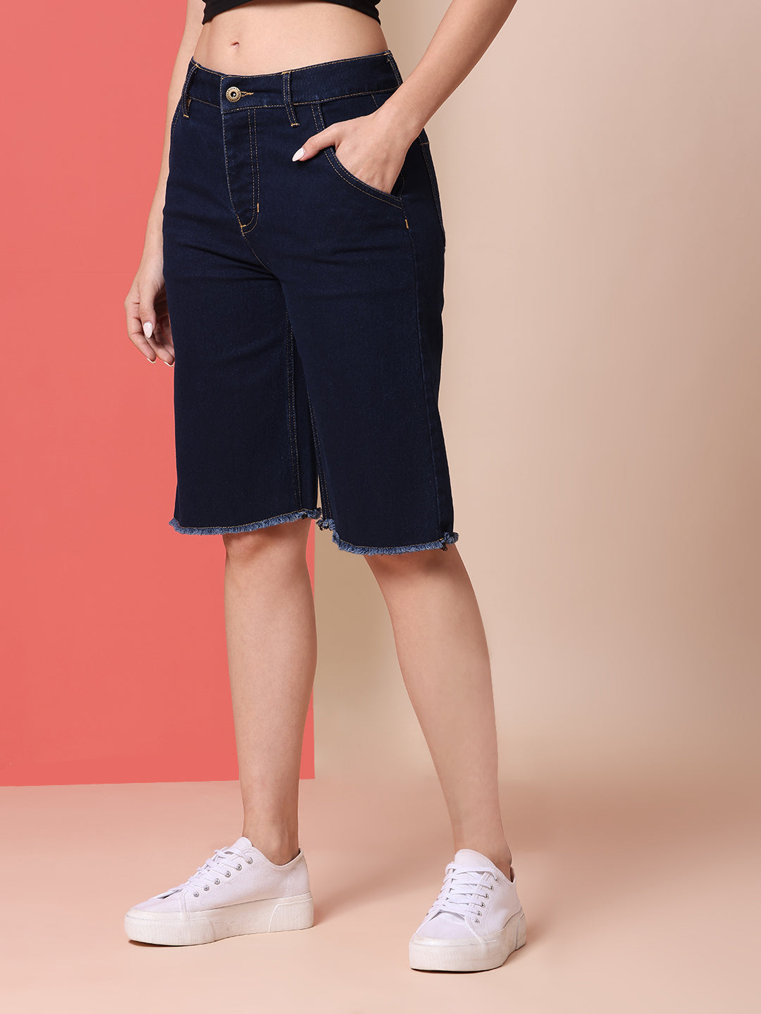 DENIM KNEE LENGTH SHORTS