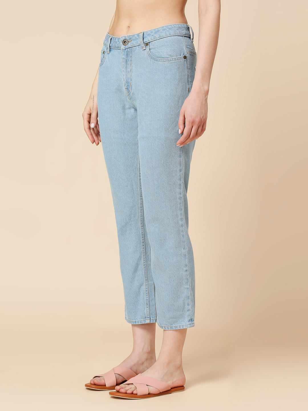 ICE WASH DENIM MID RISE STRAIGHT LEG CROPPED JEANS
