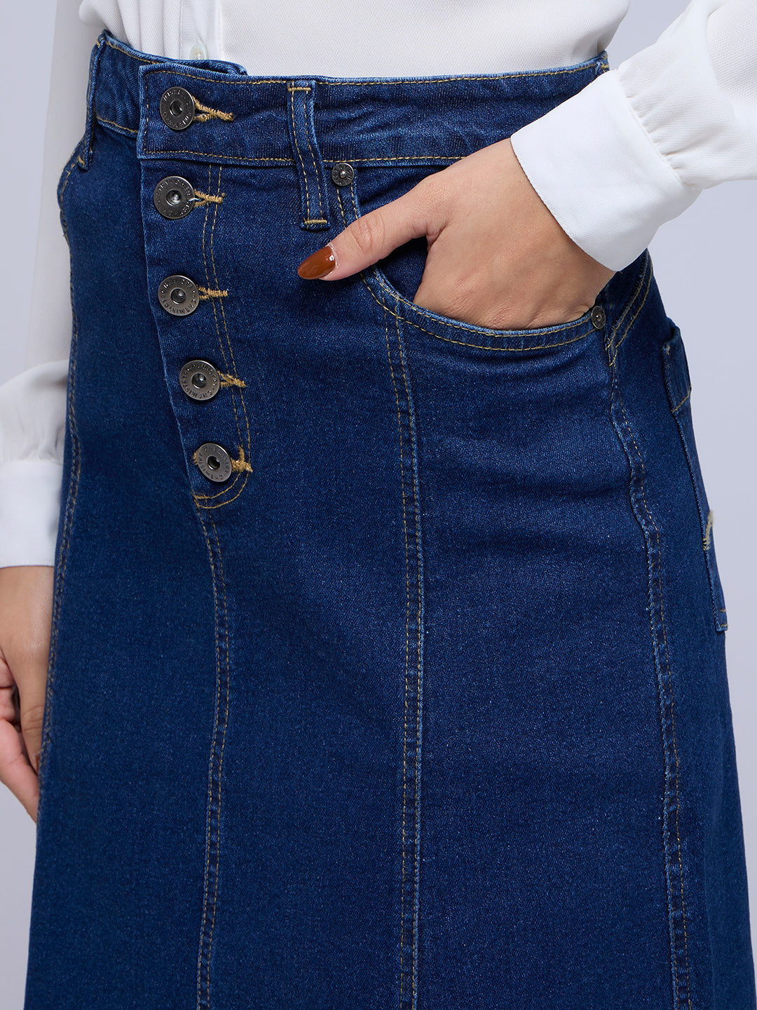 HIP HUGGING A-LINE DENIM SKIRT