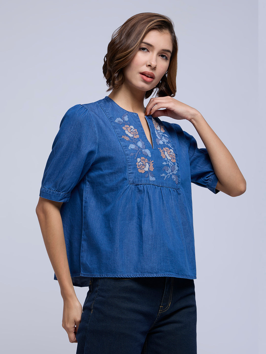 EMBROIDERED YOKE CROPPED DENIM TOP