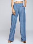 STRIPED DENIM PLEATED FLUID JEANS