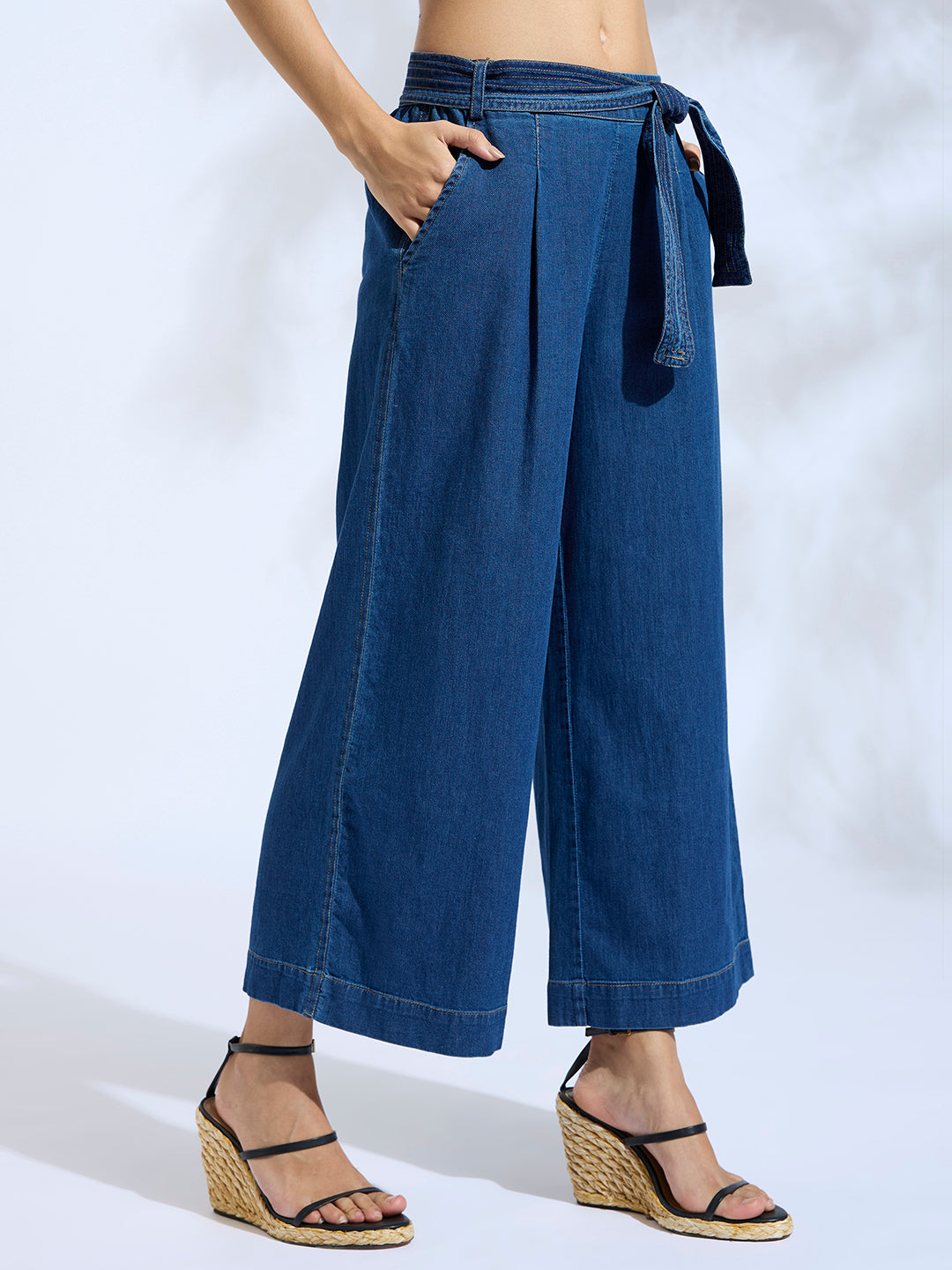 CROPPED WIDE LEG PULL ON JEANS