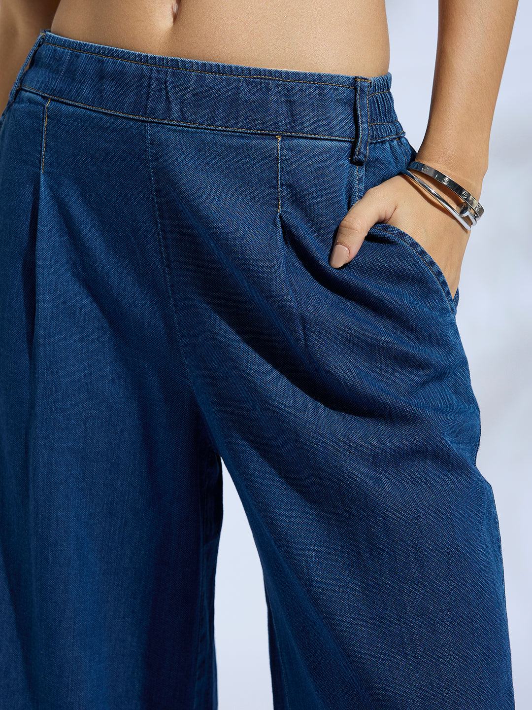 CROPPED WIDE LEG PULL ON JEANS