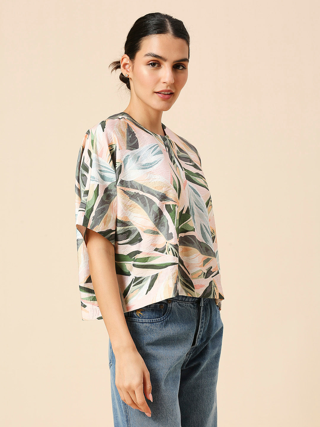 TROPICAL PRINTED CRUSHED VISCOSE POLYAMIDE CROPPED BOX TOP