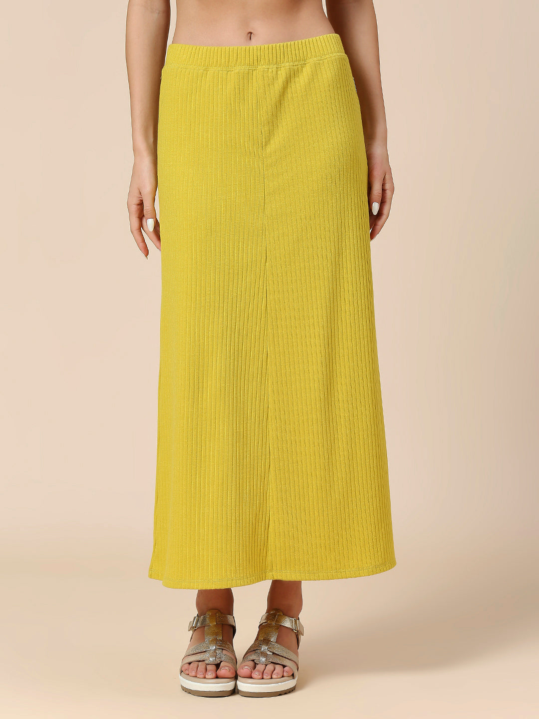 RIBBED KNIT PULL ON A-LINE SKIRT