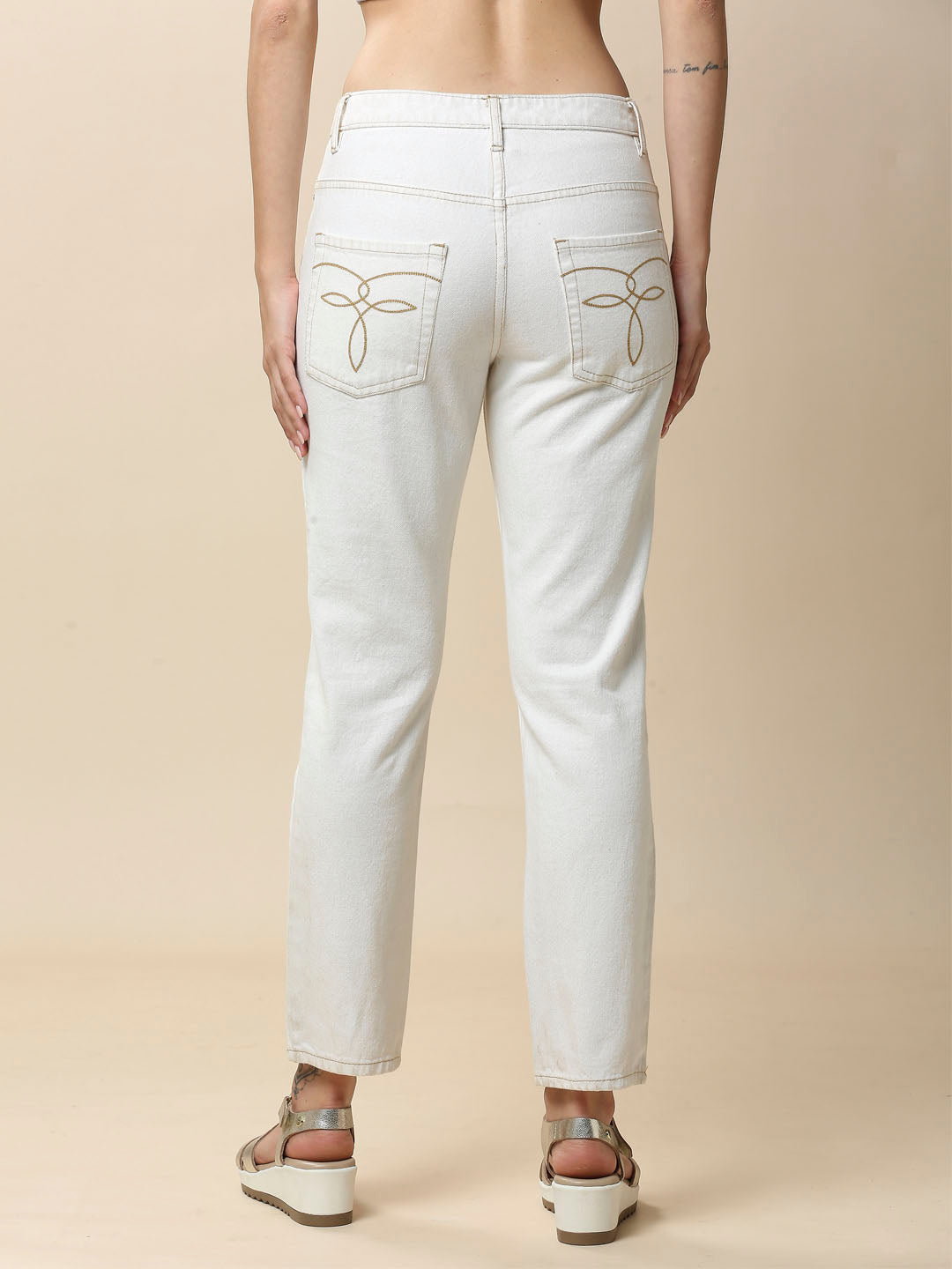 WHITE DENIM MID RISE STRAIGHT LEG CROPPED JEANS