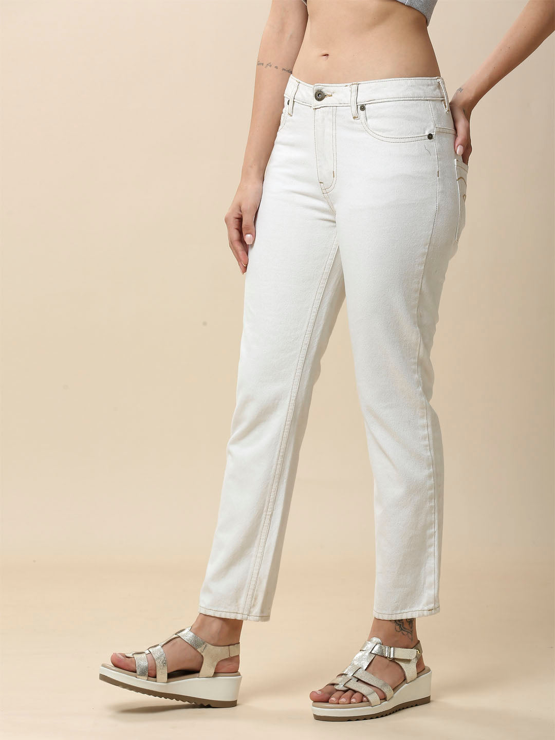 WHITE DENIM MID RISE STRAIGHT LEG CROPPED JEANS