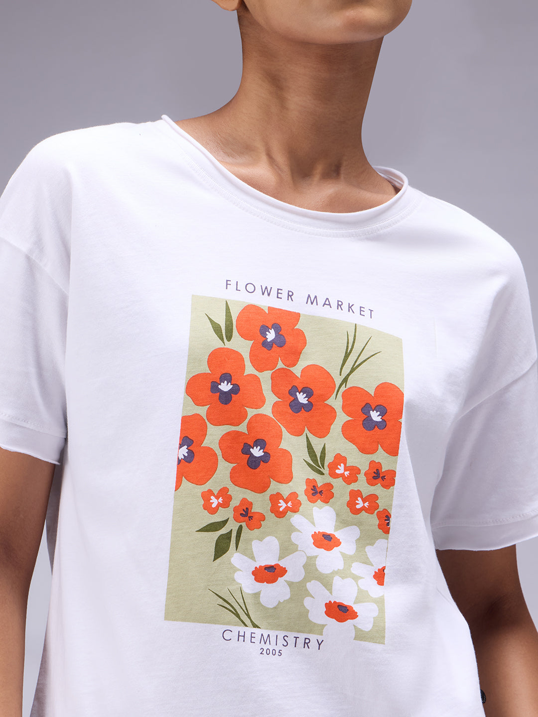 'FLOWER MARKET' PRINTED NIGHTSUIT