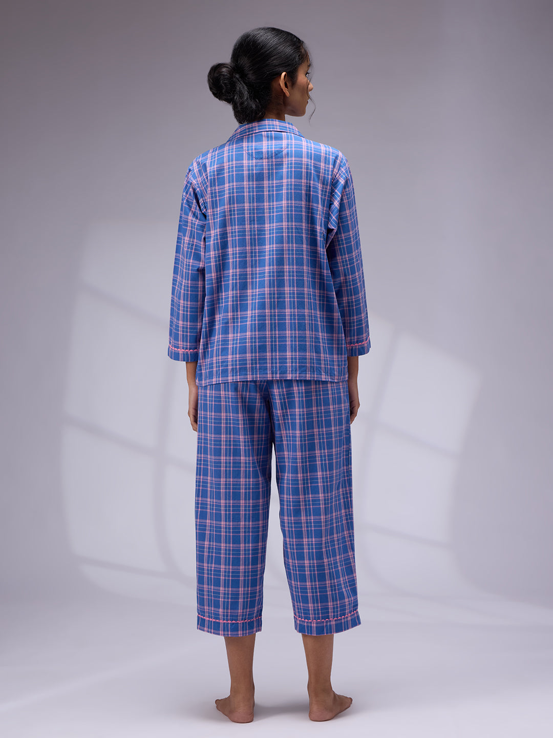 CHECKERED NIGHT SUIT