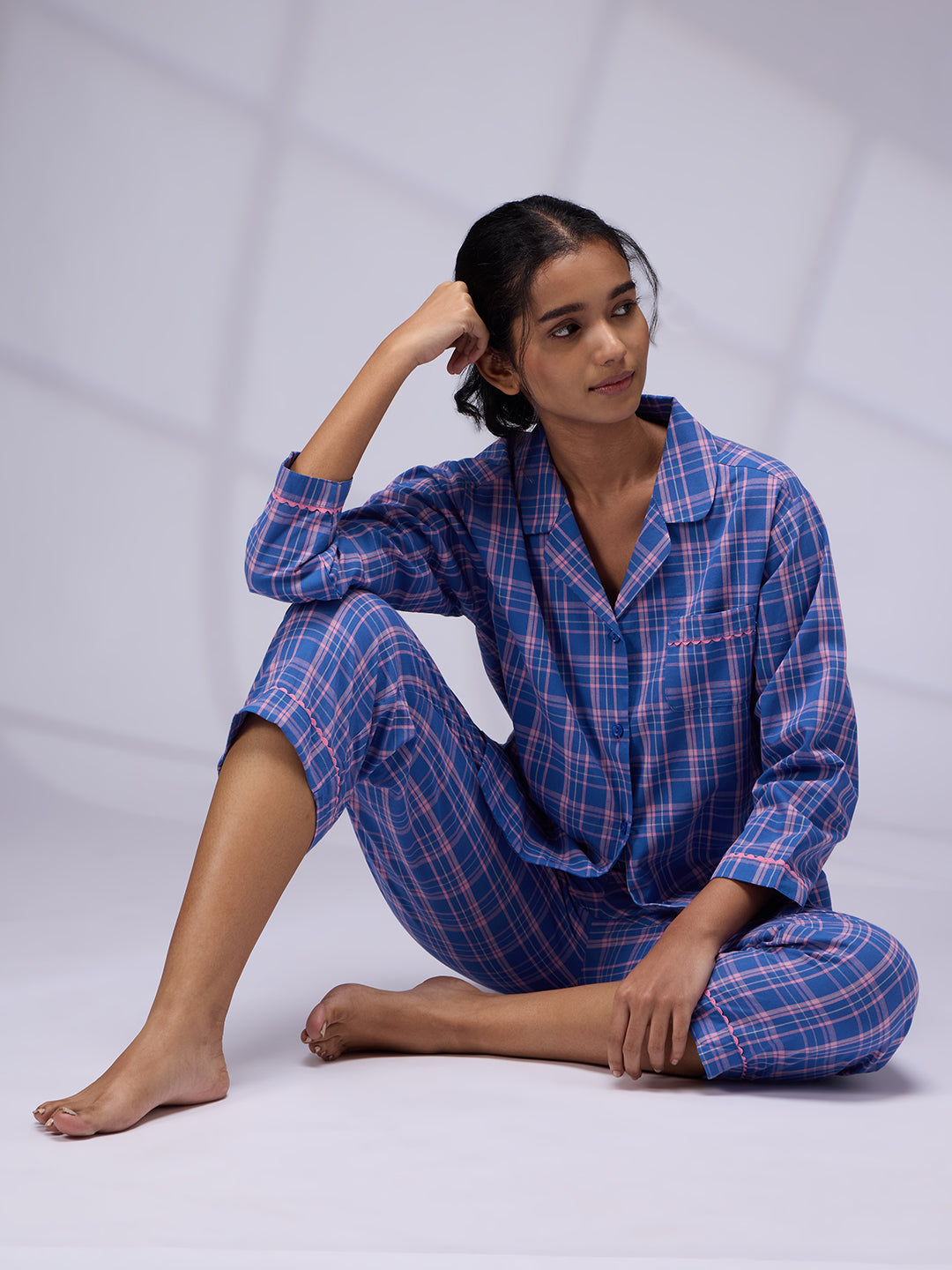 CHECKERED NIGHT SUIT