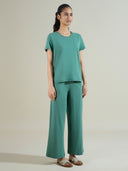 ESSENTIAL NIGHTSUIT