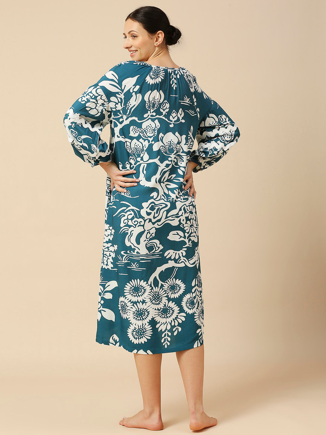 OVERBLOWN FLORAL PRINTED VISCOSE NIGHTDRESS W/ RIC RAC DETAILING