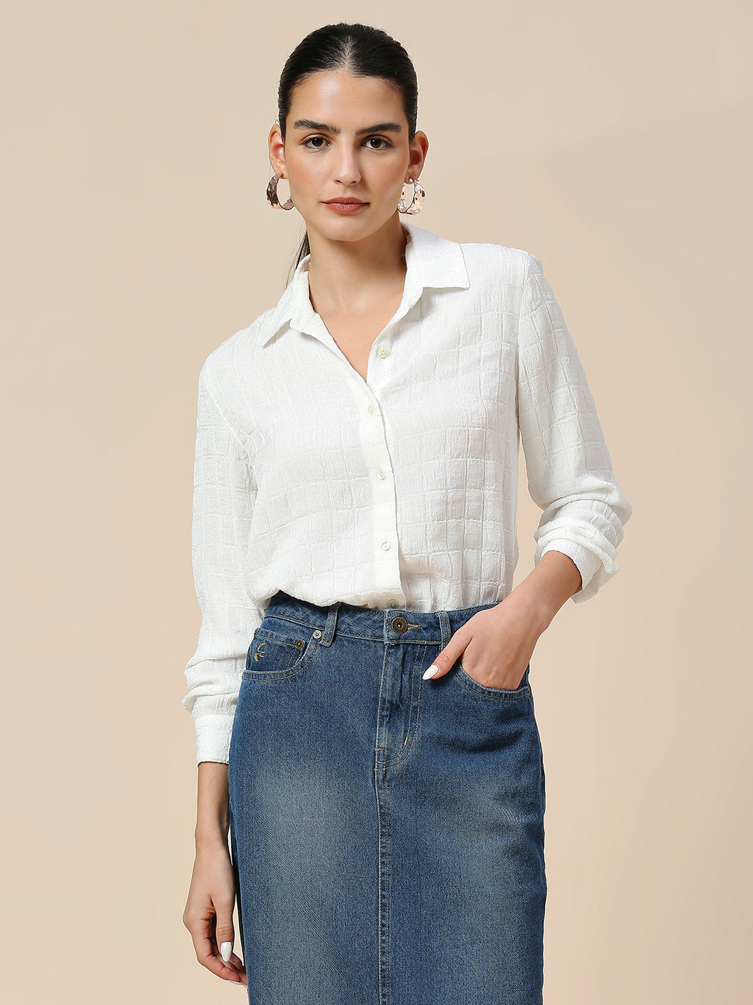 TEXTURED POLY CRUSH ESSENTIAL SHIRT