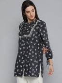 EMBROIDERED COTTON DOBBY KURTA