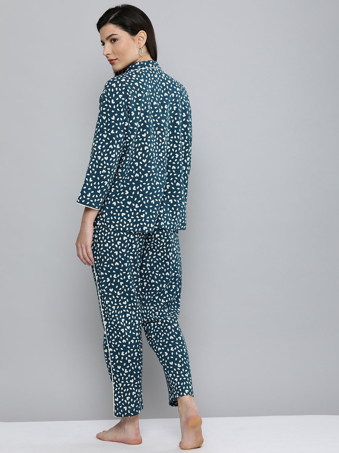 Crinkle Printed Nightsuit